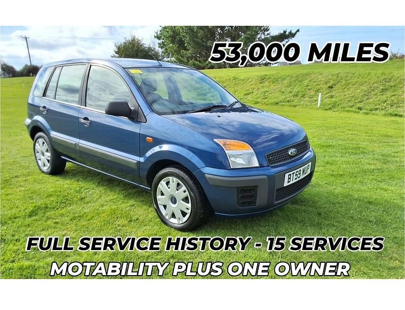 Blue Used 2010 Ford Fusion Style Hatchback | £3,995 (Expensive) - Image 1/4