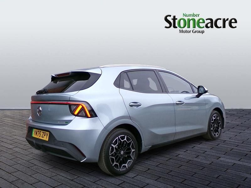 New MG MG4 EV 53 kW (73 HP) 2026 Green Hatchback