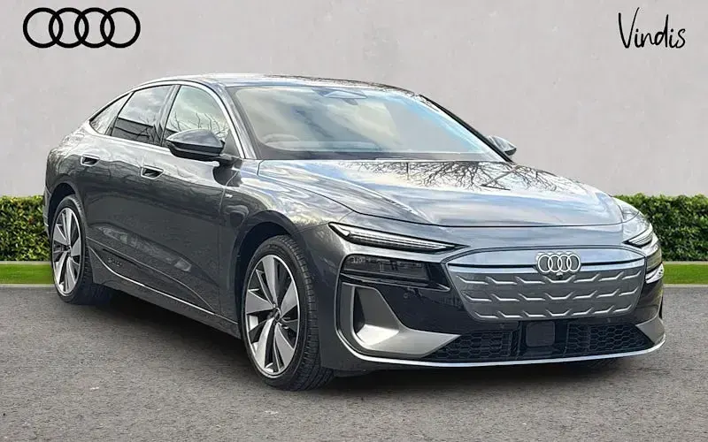 Begagnad Audi A6 e-tron S-Line 210 kW (286 HK) 2025 Kombi