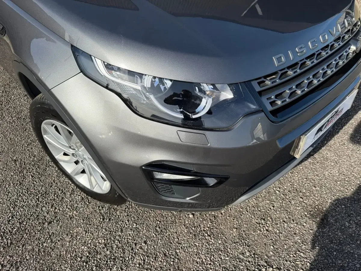 Used Land Rover Discovery 5 SE 2017 Grey SUV
