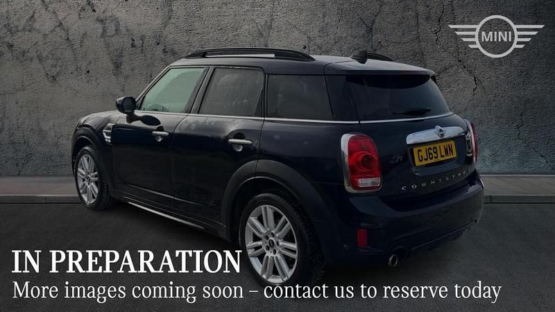 Used Mini Cooper Countryman Exclusive 134 HP (98 kW) 2019 Black SUV