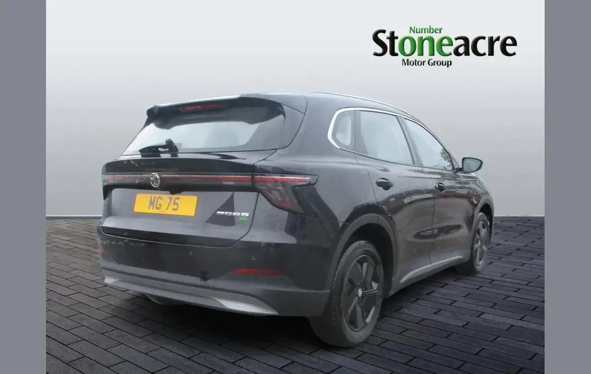 New MG MG5 EV SE 123 kW (168 HP) 2025 Black Estate