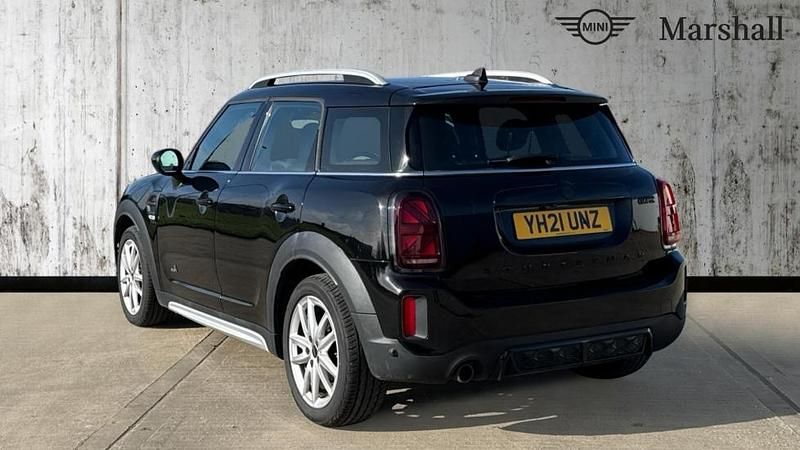 Used Mini Cooper Countryman Sport 136 HP (100 kW) 2021 Midnight black SUV
