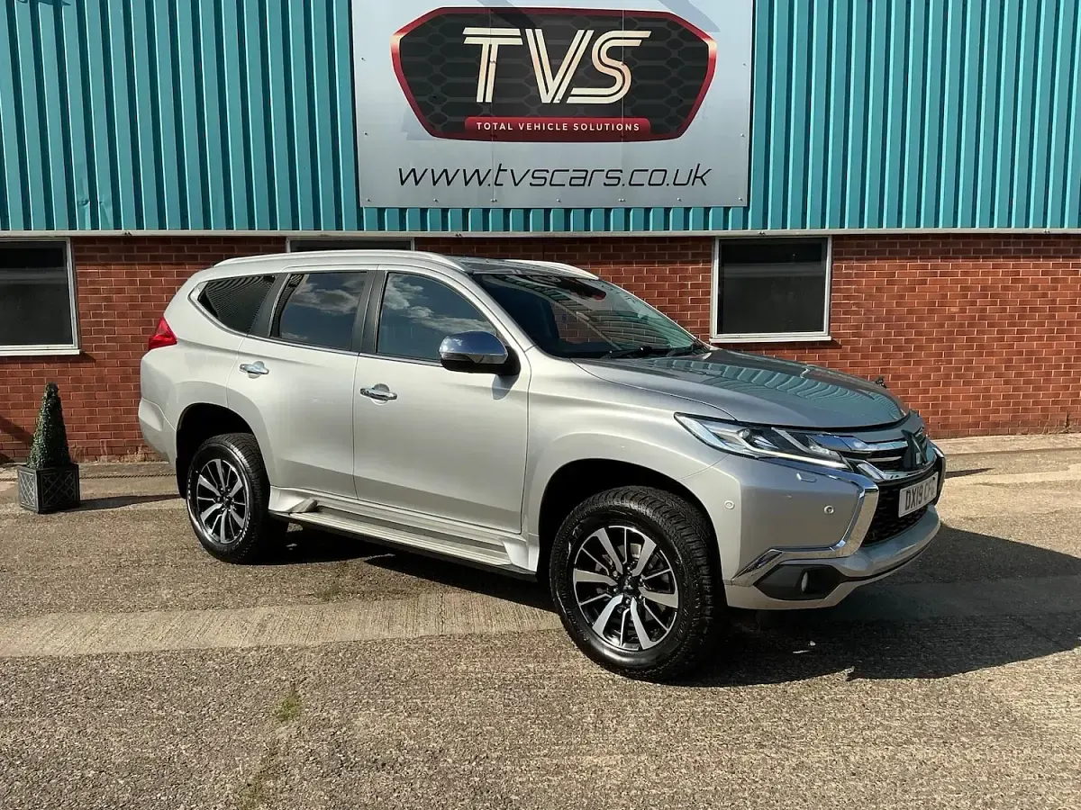 Used Mitsubishi Shogun 2019 Silver SUV