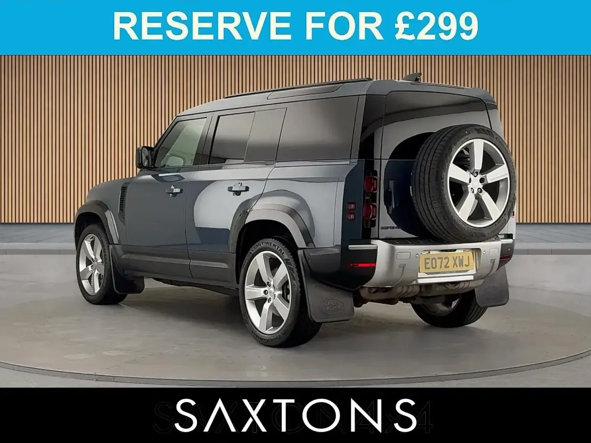 Used Land Rover Defender SE 250 HP (183 kW) 2022 Nebelquell blue SUV