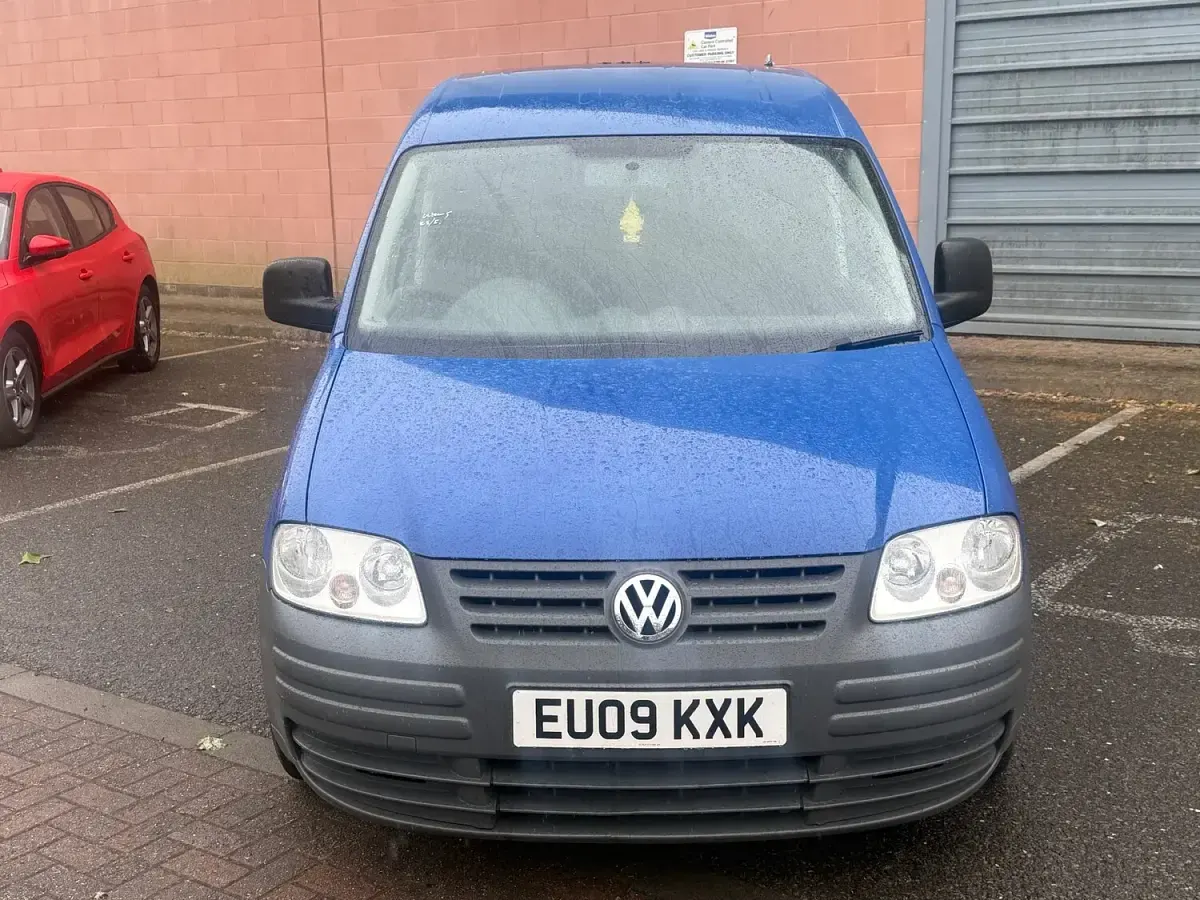 Used VW Caddy 69 HP (50 kW) 2009 Blue MPV