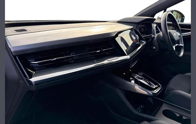 Used Audi Q4 e-tron S-Line 150 kW (204 HP) 2023 Grey SUV