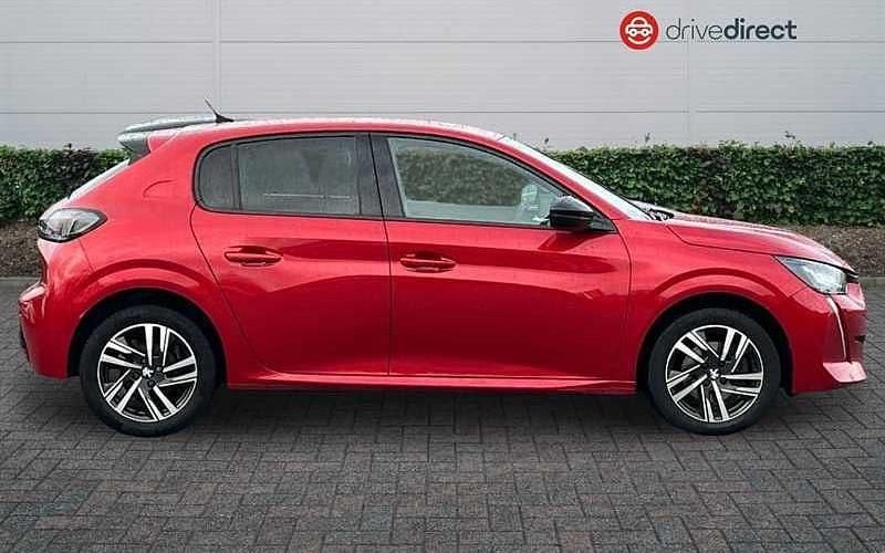 Used Peugeot 208 Allure Premium 102 HP (75 kW) 2022 Red Hatchback