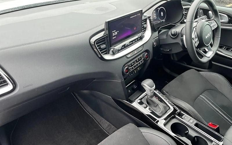 Used Kia XCeed GT-Line S 114 HP (83 kW) 2025 White SUV