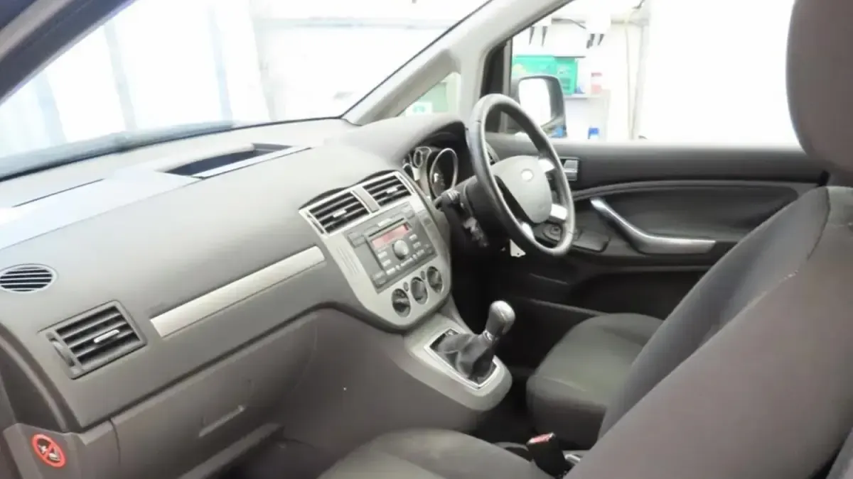 Used Ford C-MAX Zetec 2010 Grey metallic MPV
