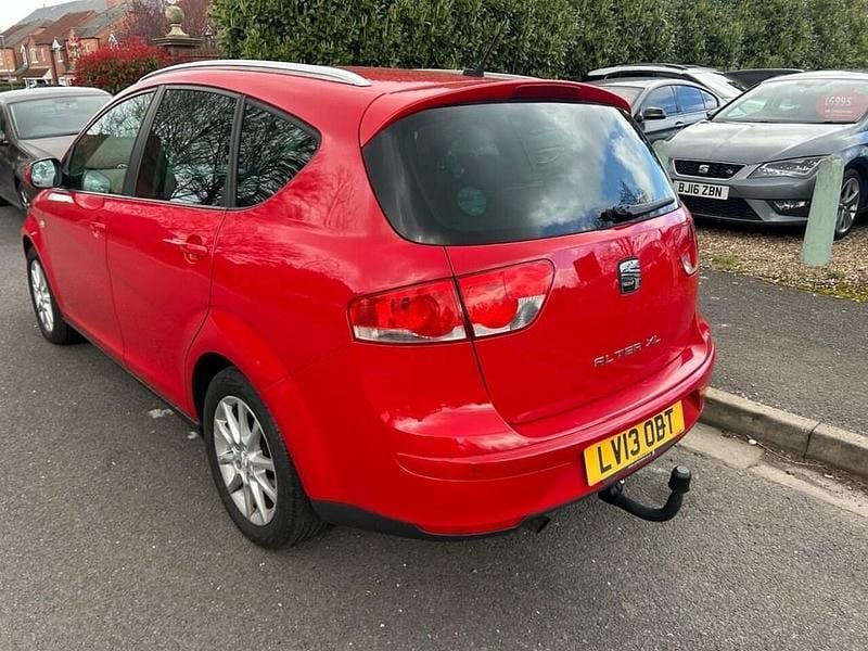Used Seat Altea XL Copa 105 HP (77 kW) 2013 Red MPV