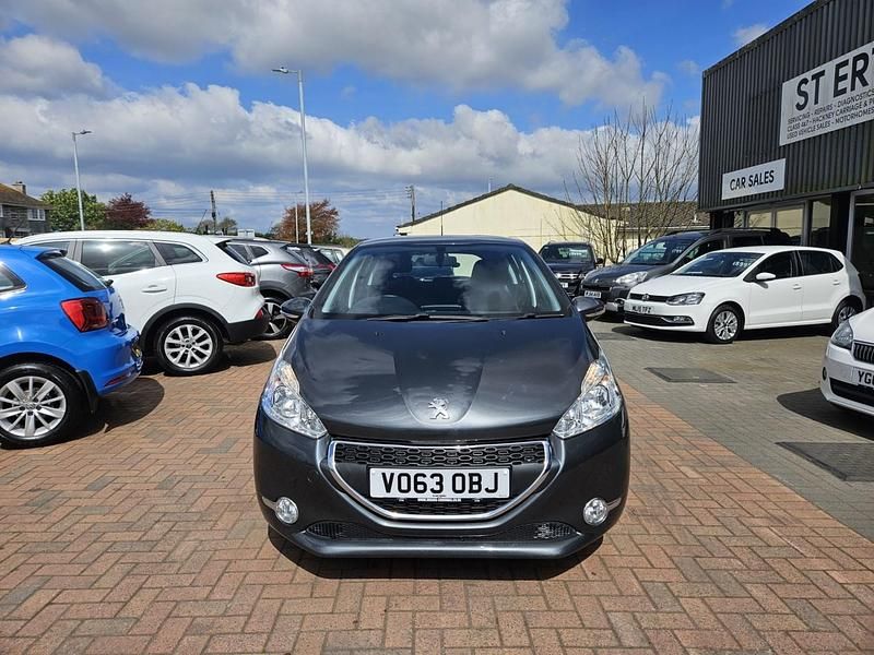 Second-hand Peugeot 208 Active 2013 Gri Hatchback