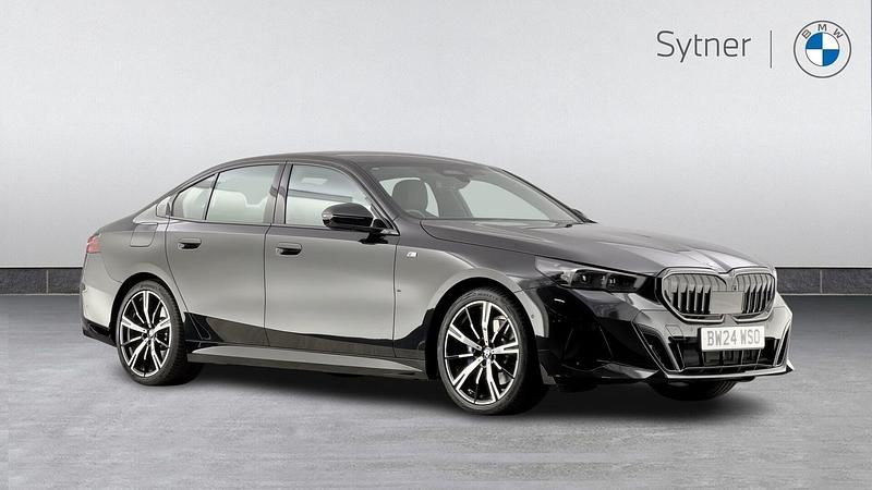 Black Used 2024 BMW 520 M Sport | £38,500 (Fair price) - Image 1/4