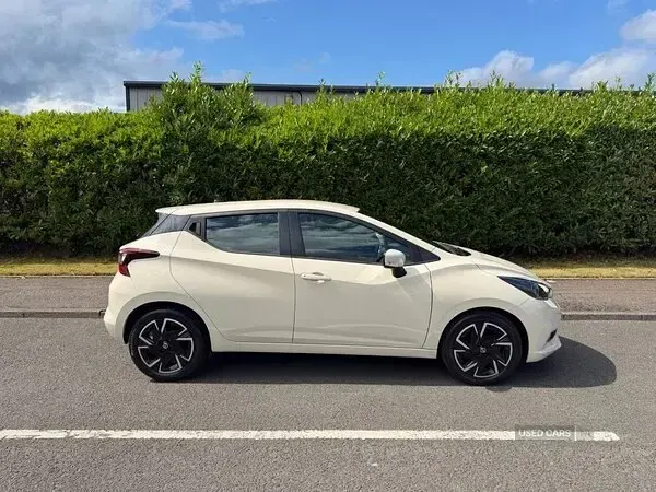 Used Nissan Micra Acenta 92 HP (67 kW) 2022 White Hatchback