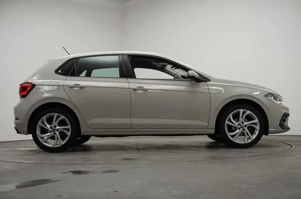 Używany VW Polo 95 KM (69 kW) 2023 Hatchback