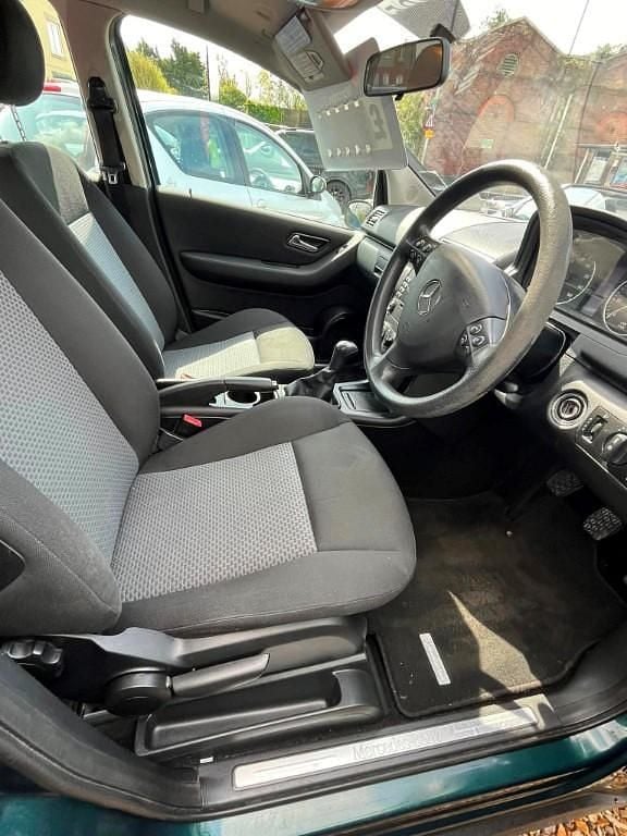 Used Mercedes A150 Classic 94 HP (69 kW) 2005 Green Hatchback