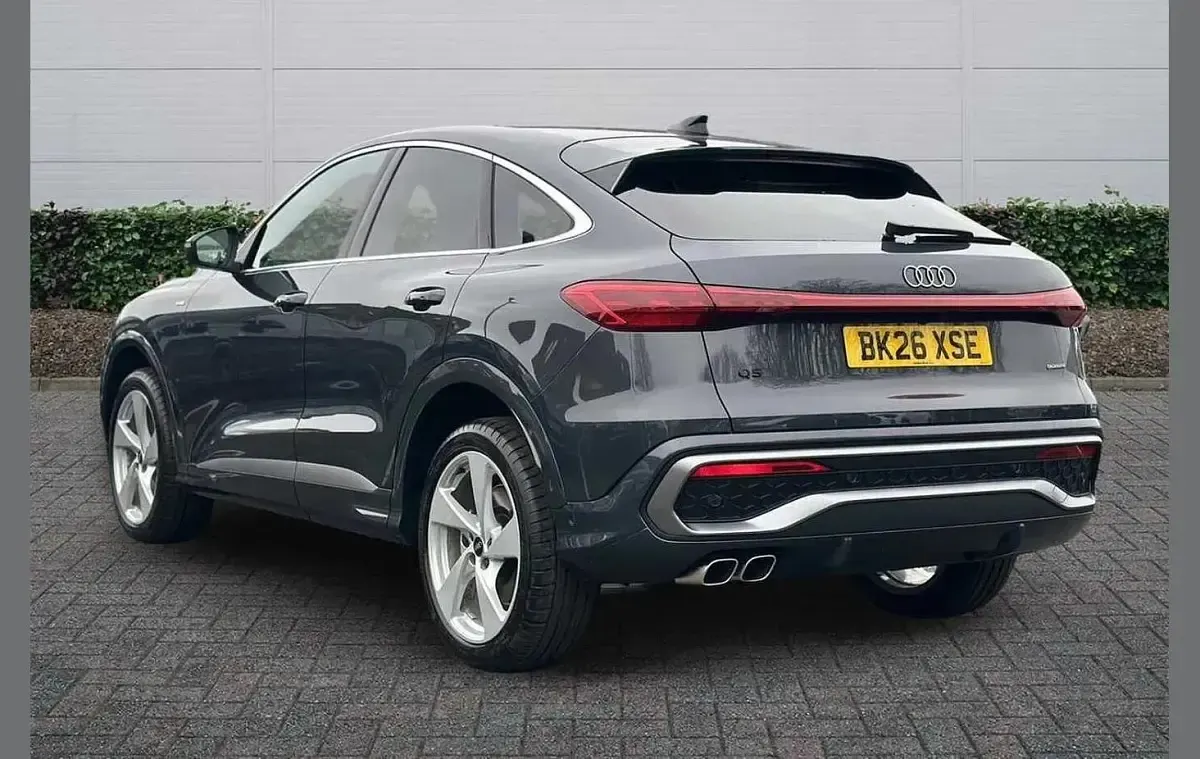 Used Audi Q5 S-Line 204 HP (150 kW) 2026 Volcano grey, metallic SUV