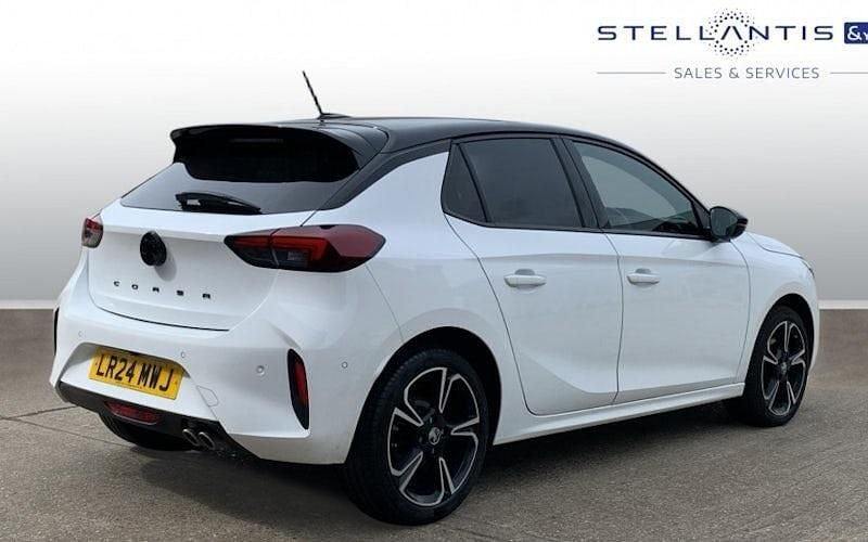 Used Vauxhall Corsa S 131 HP (96 kW) 2024 White Hatchback