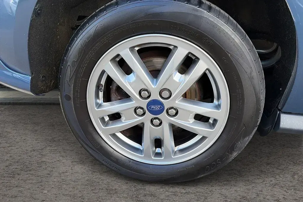 Used Ford Tourneo Connect Titanium 120 HP (88 kW) 2021 Blue MPV