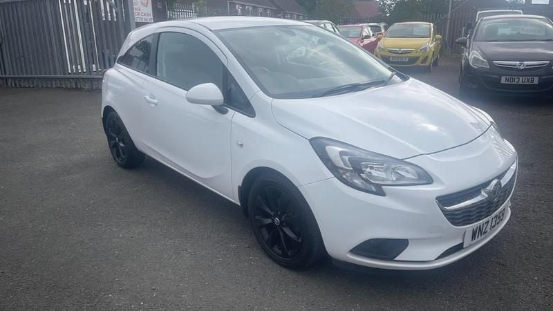 White Used 2017 Vauxhall Corsa Hatchback | £4,999 (Fair price) - Image 1/4