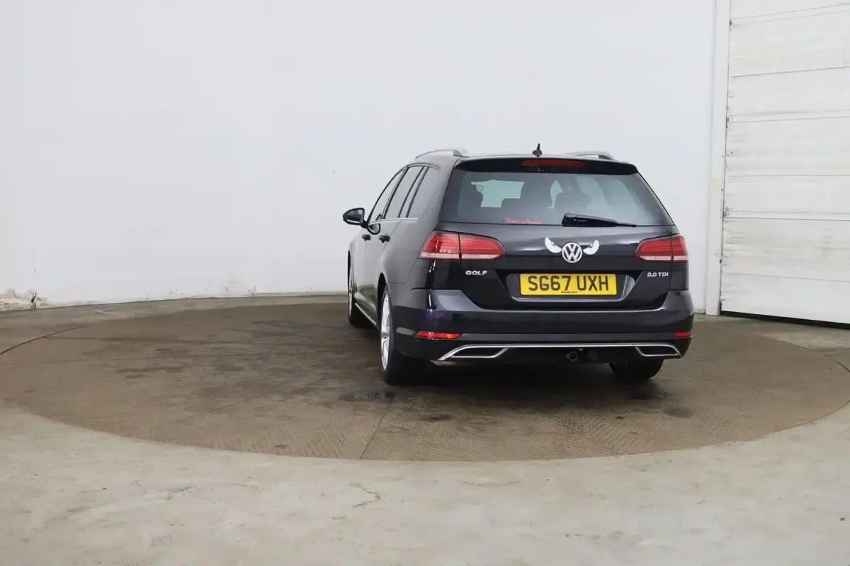 Used VW Golf VII GT 150 HP (110 kW) 2017 Black Estate