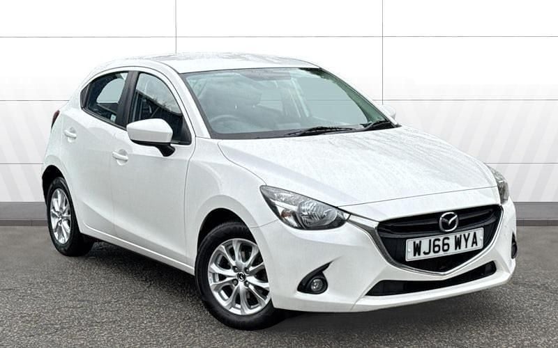 White Used 2016 Mazda 2 Hatchback | £6,630 (Fair price) - Image 1/4
