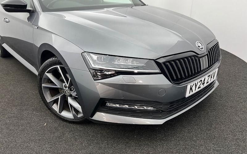 Used Skoda Superb SportlinePlus 150 HP (110 kW) 2023 Graphite grey metallic Hatchback