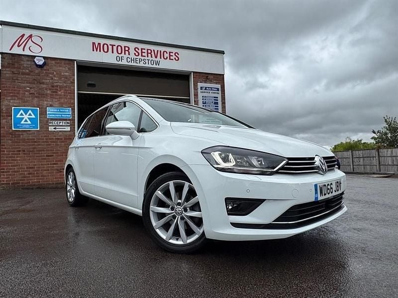 White Used 2016 VW Golf Sportsvan GT MPV | £12,995 (Expensive) - Image 1/4