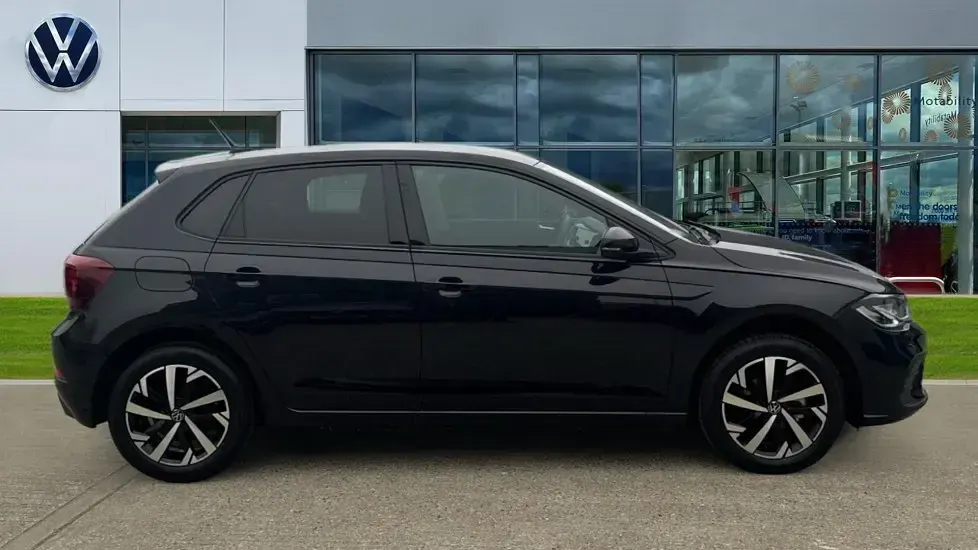 New VW Polo Match 95 HP (69 kW) 2026 Deep black pearl Hatchback