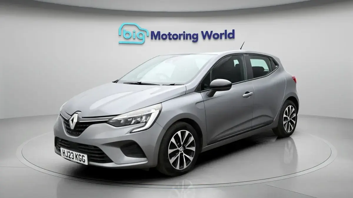 Used Renault Clio Evolution 90 HP (66 kW) 2023 Hatchback