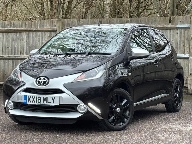 Used Toyota Aygo X-clusiv 2018 Black Hatchback