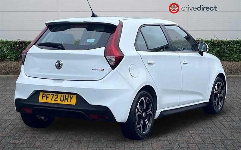 Used MG MG3 Exclusive 106 HP (77 kW) 2023 White Hatchback