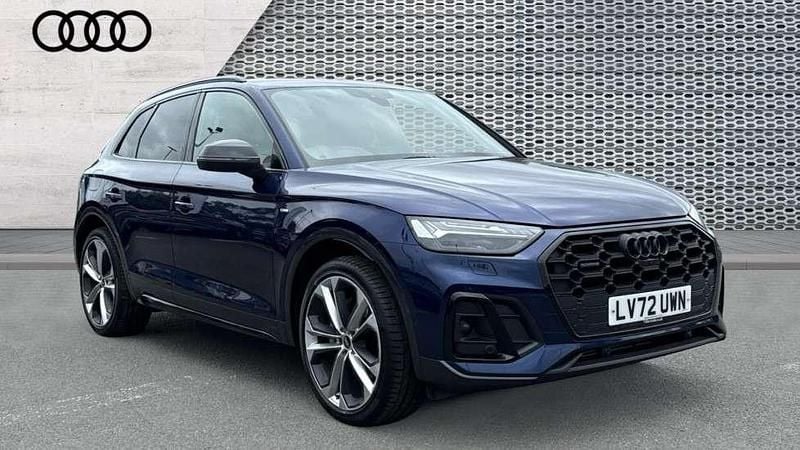 Blue Used 2022 Audi Q5 Advanced SUV | £40,219 (Fair price) - Image 1/4