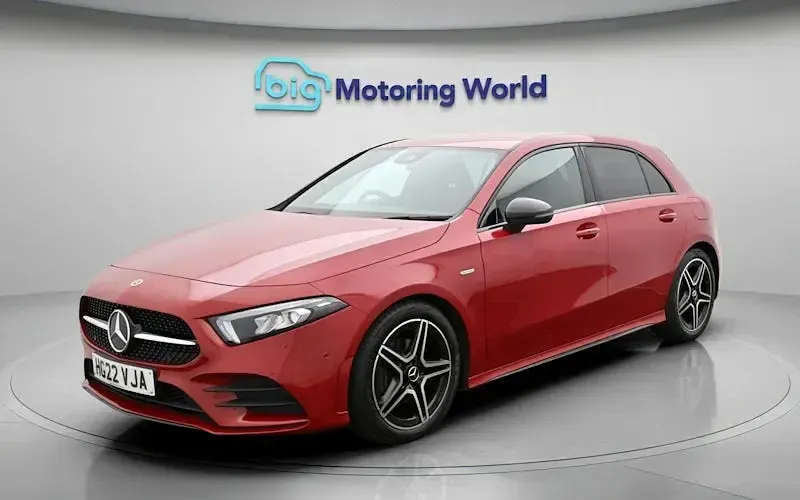 Used Mercedes A180 Executive 136 HP (100 kW) 2022 Red Hatchback