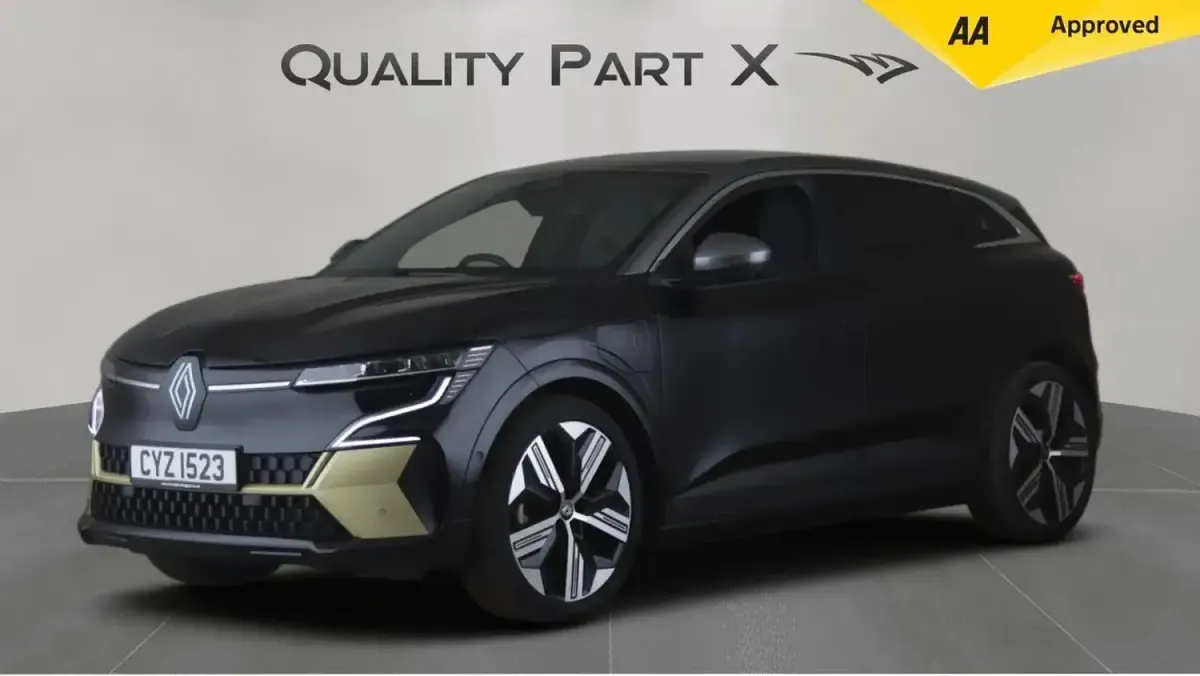 Used Renault Megane E-Tech Iconic 160 kW (218 HP) 2023 Black/grey Hatchback