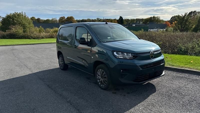 New Citroën Berlingo 100 HP (73 kW) 2025 Kiama blue MPV