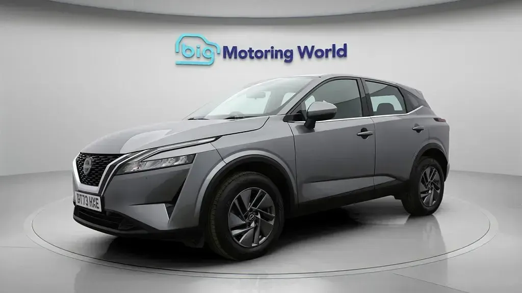 Used Nissan Qashqai Acenta Premium 140 HP (102 kW) 2024 Grey SUV