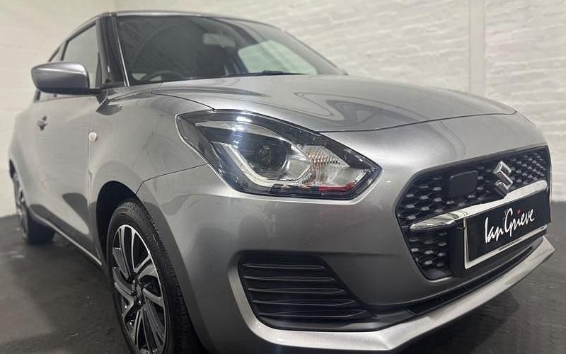 Silver Used 2023 Suzuki Swift SZ-L Hatchback | £12,899 (Fair price) - Image 1/4
