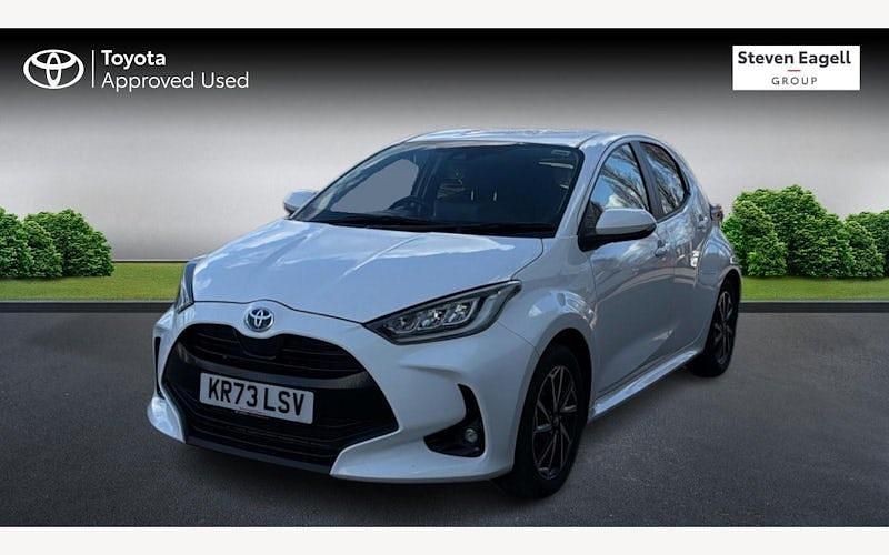 Used Toyota Yaris Hybrid Design 116 HP (85 kW) 2026 Hatchback