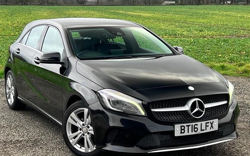 Used Mercedes A180 Premium 109 HP (80 kW) 2018 Hatchback