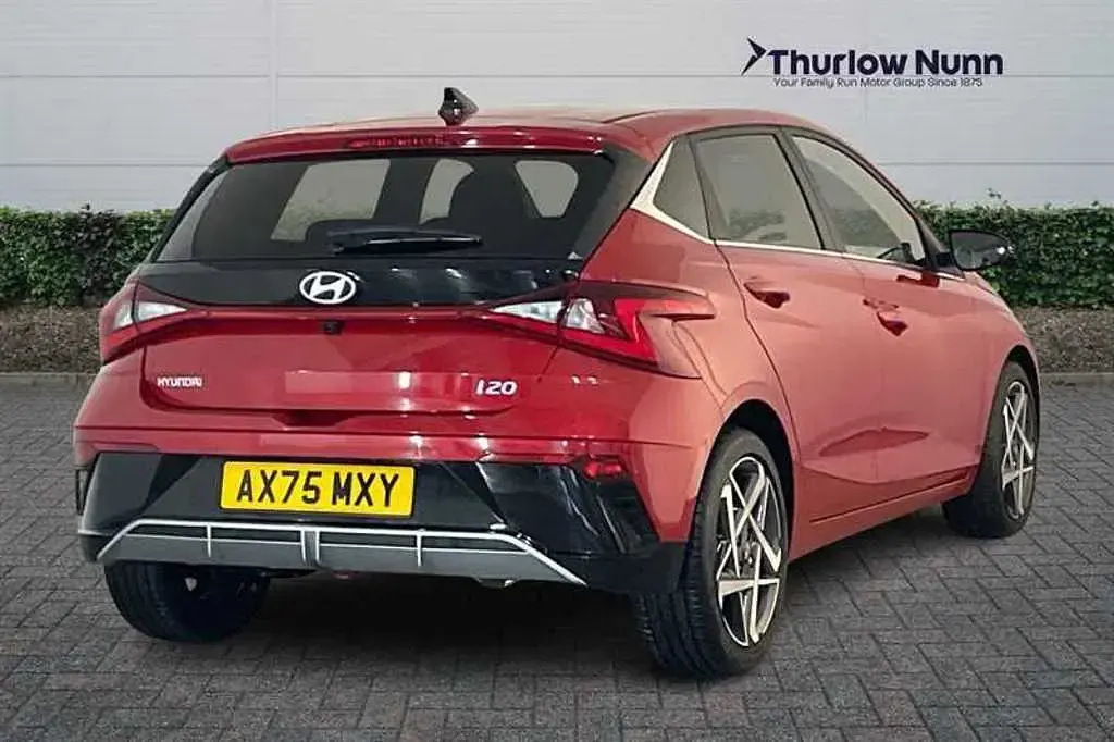 Used Hyundai i20 90 HP (66 kW) 2026 Red Hatchback