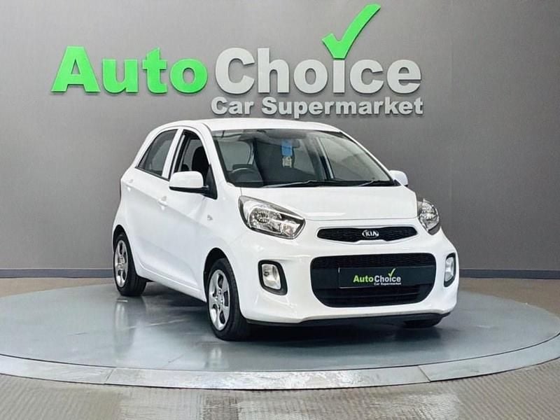 Used Kia Picanto Air 65 HP (47 kW) 2016 White Hatchback