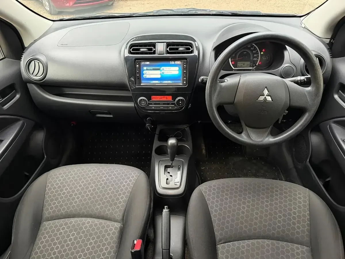 Used Mitsubishi Mirage 2012 Silver Hatchback