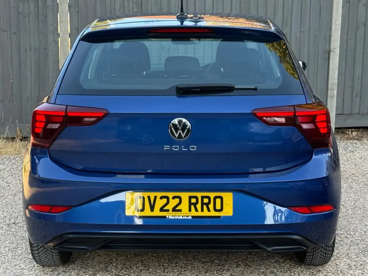 Used VW Polo Life 95 HP (69 kW) 2022 Blue Hatchback