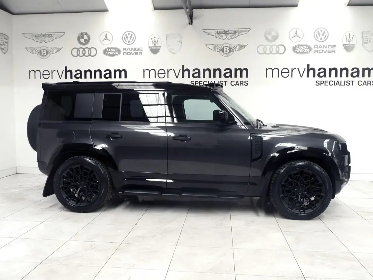 Usado Land Rover Defender HSE Dynamic 2024 Cinzento SUV