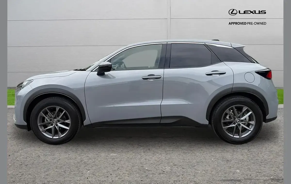Used Lexus LBX 134 HP (98 kW) 2025 Grey SUV