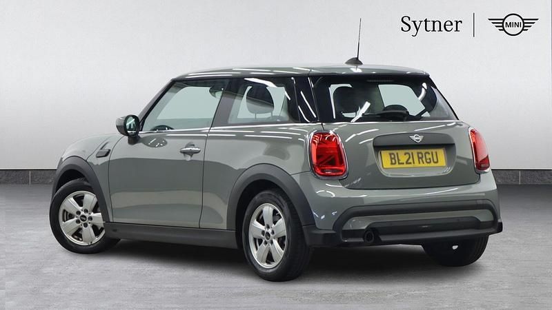 Used Mini ONE Classic 101 HP (74 kW) 2021 Grey Hatchback