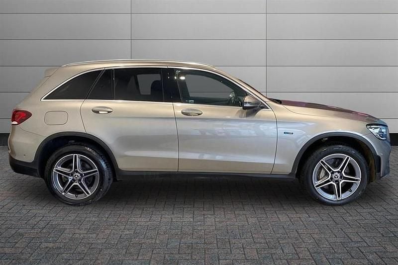 Used Mercedes GLC300 AMG line 306 HP (225 kW) 2021 Mojave silver Estate