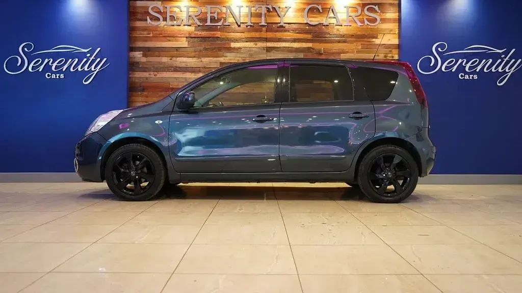 Used Nissan Note N-TEC 110 HP (80 kW) 2013 Blue Hatchback