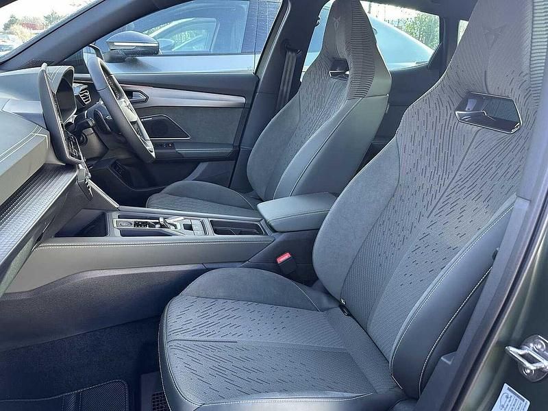 New Cupra Formentor 204 HP (150 kW) 2026 Manganese green matte SUV